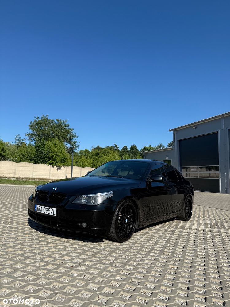 BMW Seria 5 525i - 13
