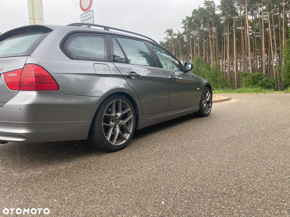 BMW Seria 3 318i Edition Lifestyle - 10