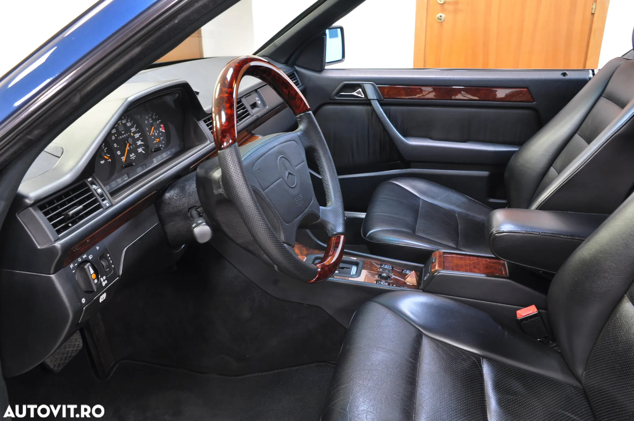 Mercedes-Benz W124 - 13