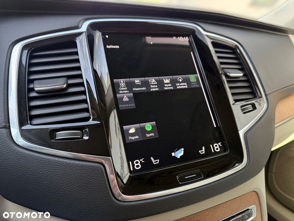 Volvo XC 90 - 22