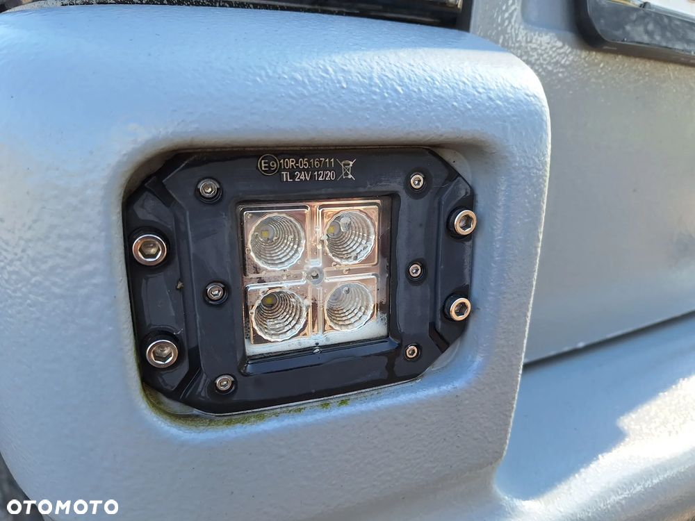 Volkswagen Transporter - 5