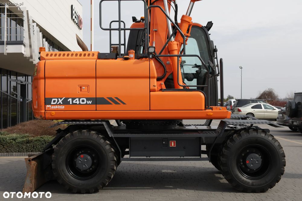 Doosan DX140W-3 - 4