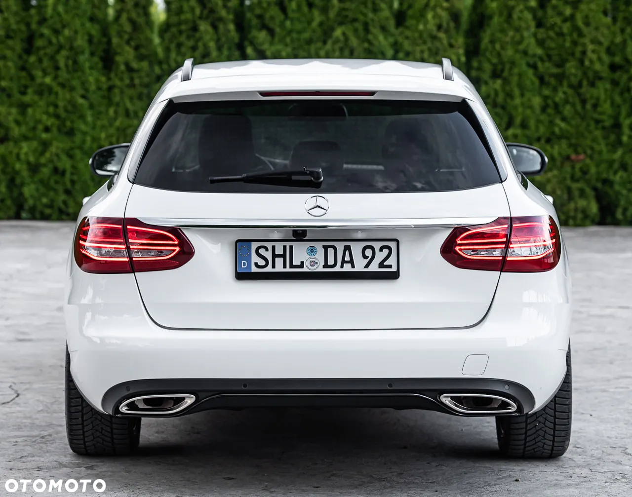 Mercedes-Benz Klasa C 180 T 9G-TRONIC AMG Line - 13