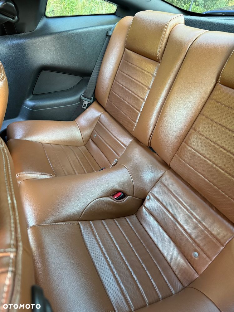 Ford Mustang 3.7 V6 - 8