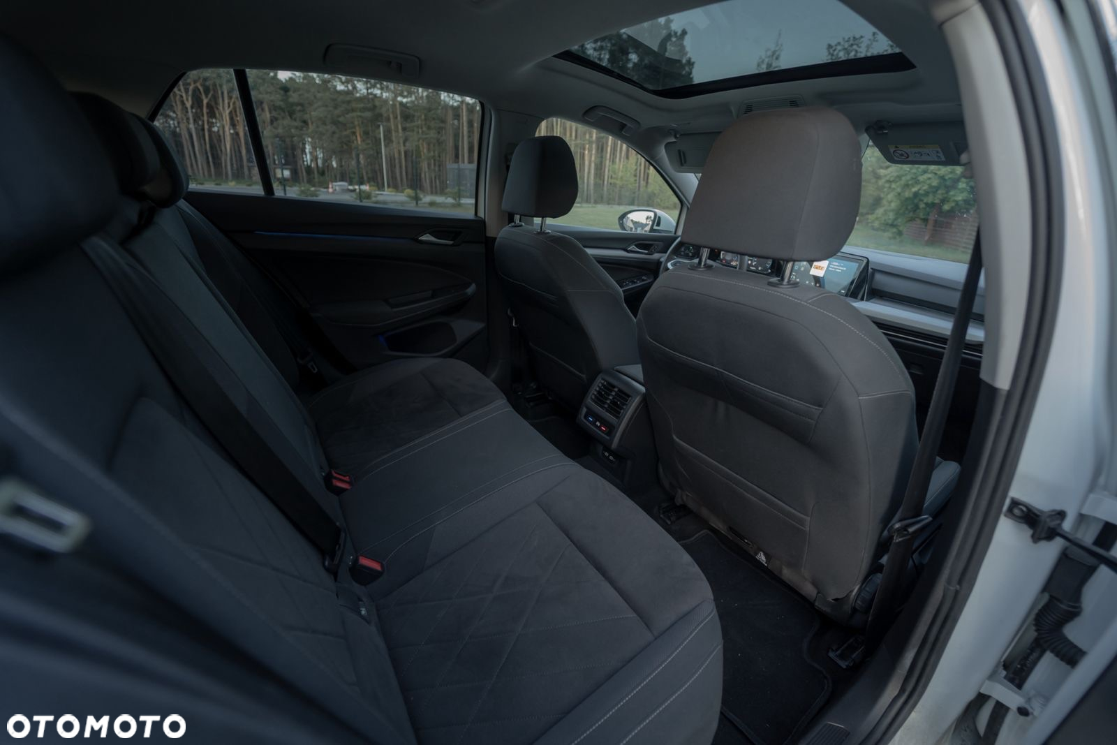 Volkswagen Golf VIII 2.0 TDI - 17