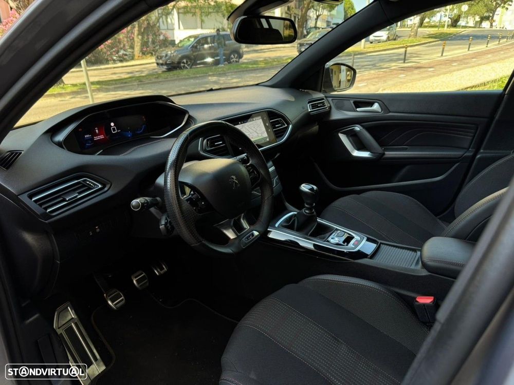 Peugeot 308 1.2 PureTech GT Line - 5
