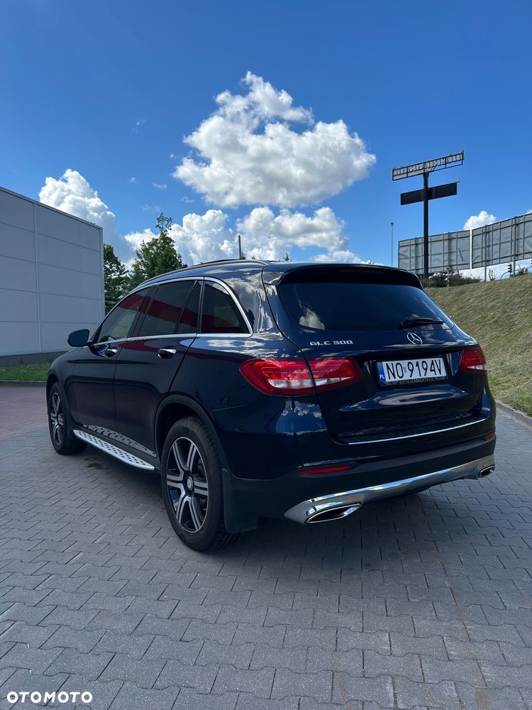 Mercedes-Benz GLC 300 4-Matic - 5