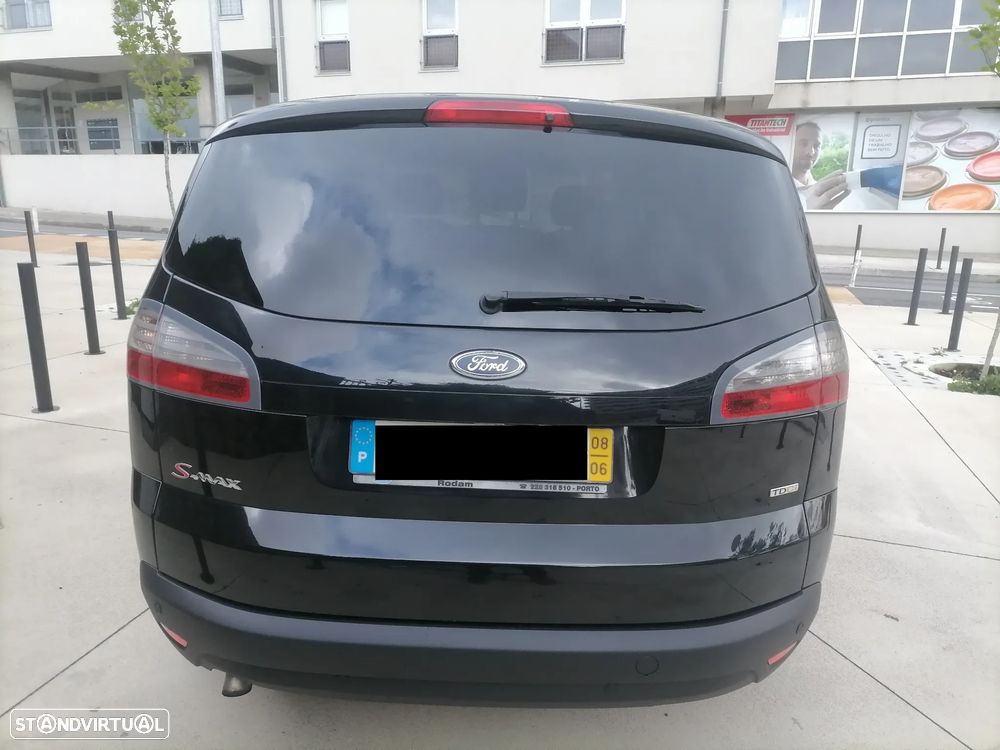 Ford S-Max 1.8 TDCi Titanium 7L - 6