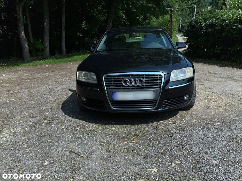 Audi A8 4.2 Quattro - 7