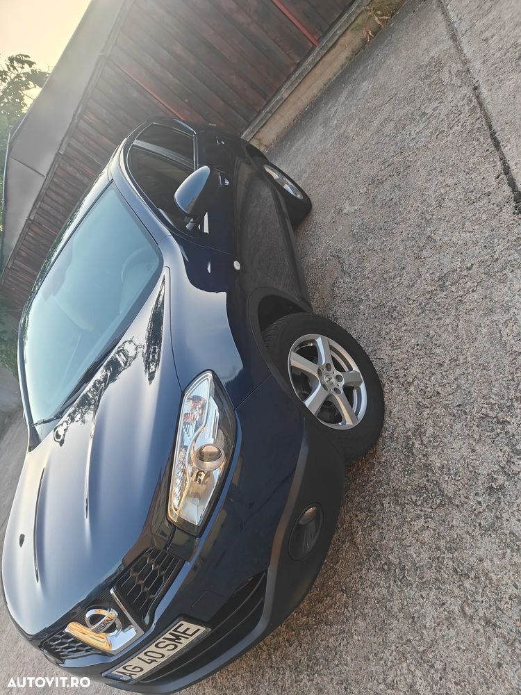 Nissan Qashqai - 2