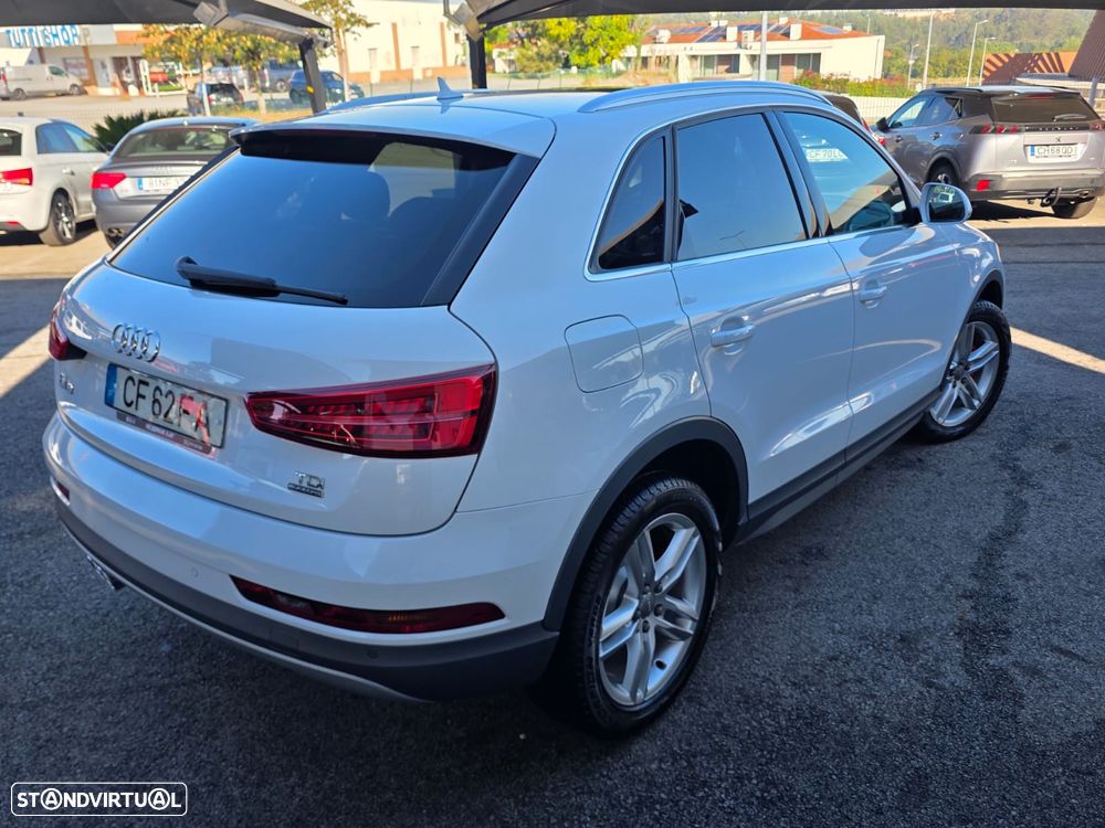 Audi Q3 2.0 TDI quattro S tronic sport - 4