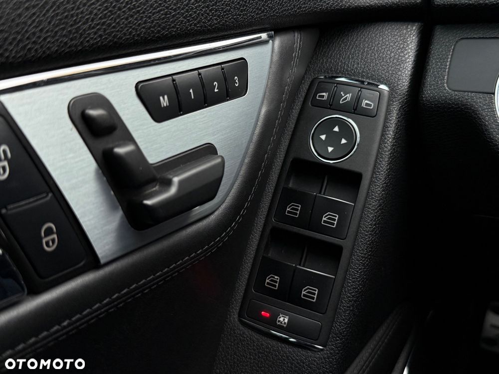 Mercedes-Benz Klasa C 63 AMG 7G-TRONIC - 19
