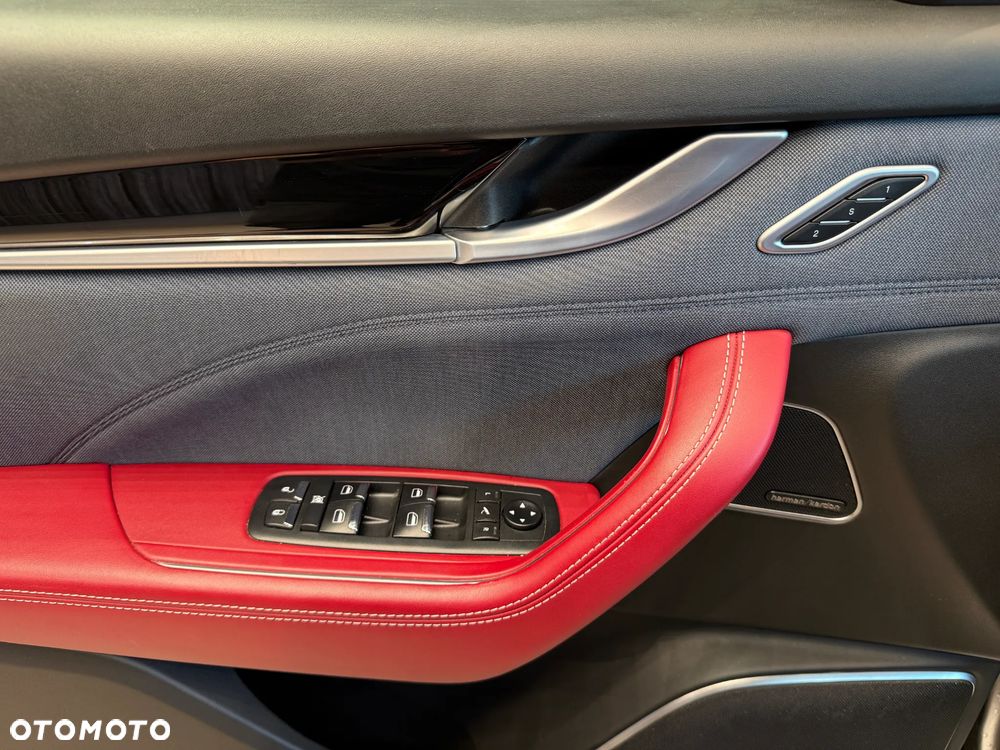 Maserati Levante Granlusso - 17