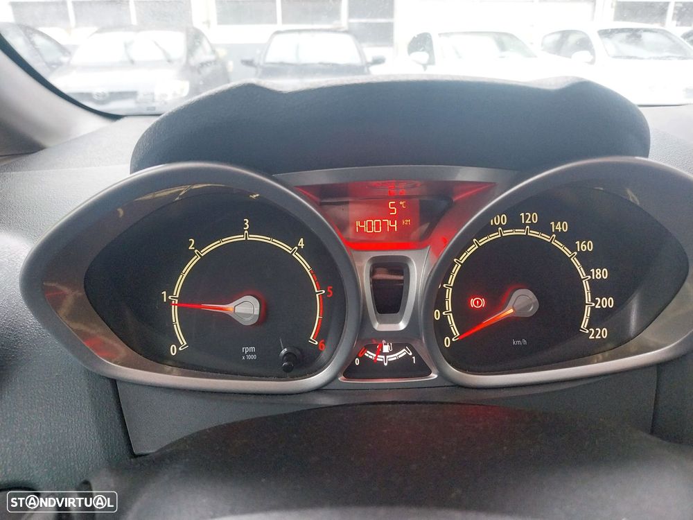 Ford Fiesta 1.4 TDCI Titanium - 6