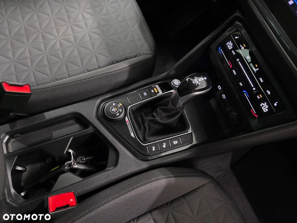 Volkswagen Tiguan 2.0 TSI 4Mot Elegance DSG - 20