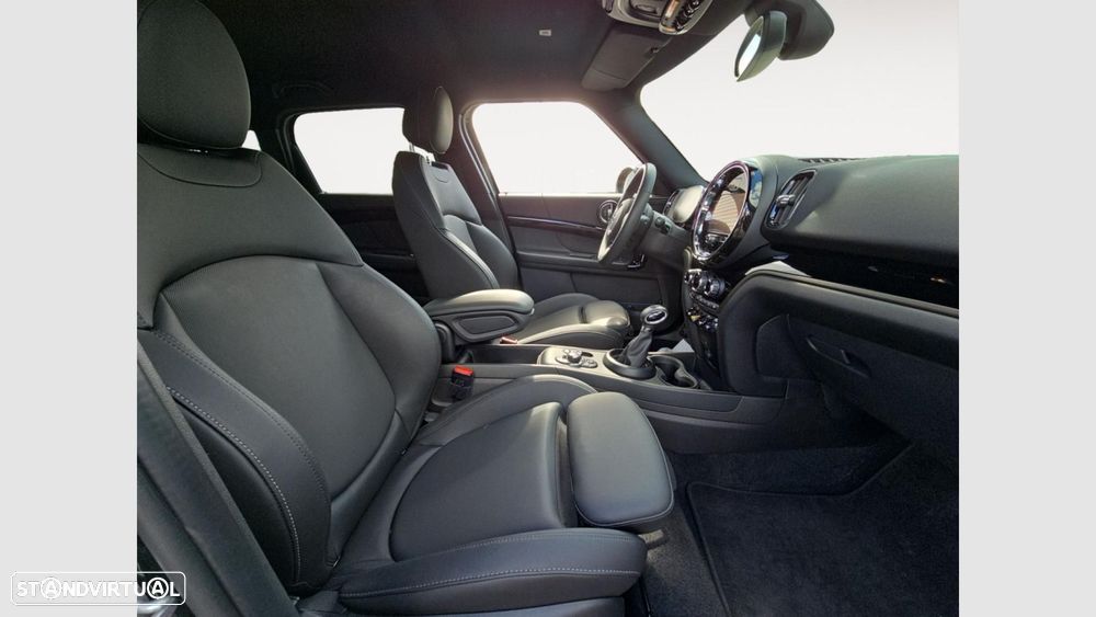 MINI Countryman Cooper SE Premium Classic Auto - 14