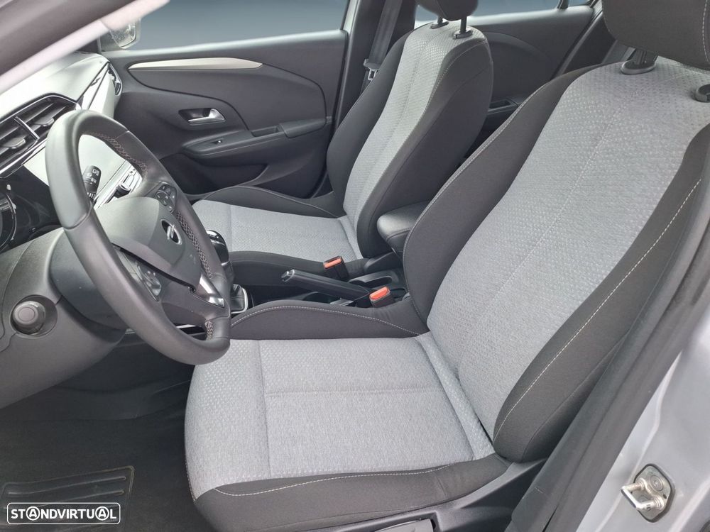 Opel Corsa 1.2 — fotografia 11