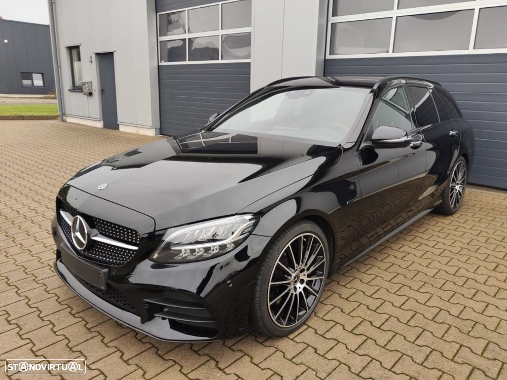 Mercedes-Benz C 300 de AMG Line - 2