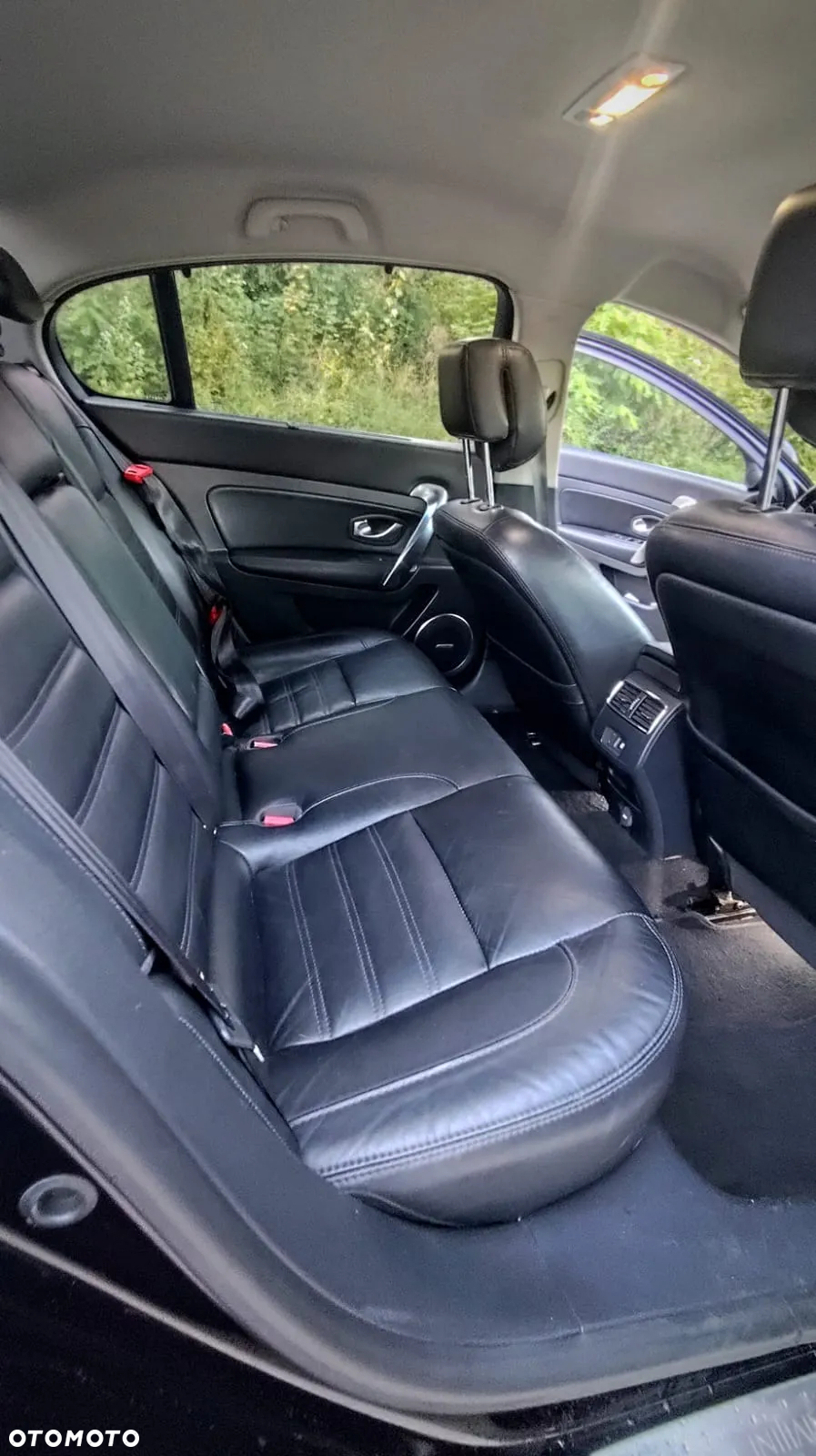 Renault Latitude 2.0 dCi Initiale - 16