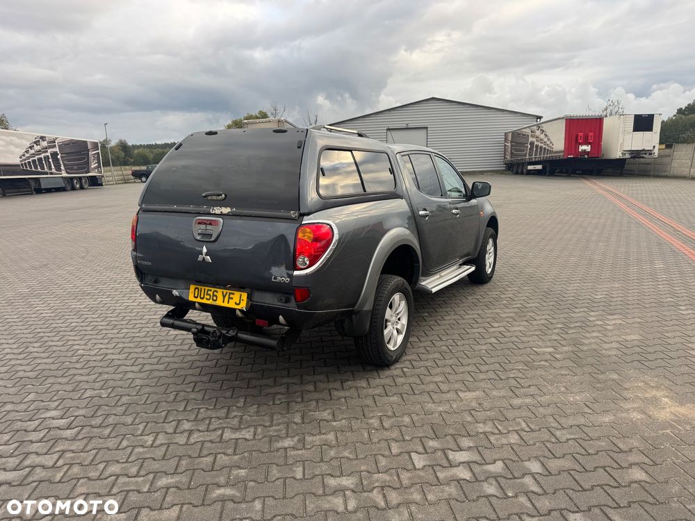 Mitsubishi L200 Pick Up 4x4 Intense Double Cab - 9