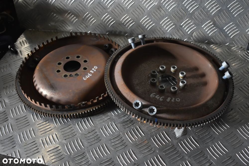 MERCEDES W211 2.2 CDI KOLO ZAMACHOWE A6460300012