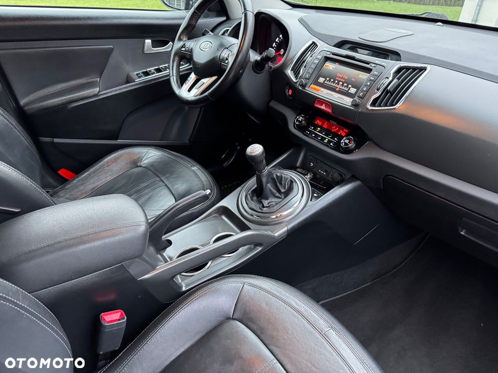 Kia Sportage 2.0 CVVT 4WD Spirit - 29