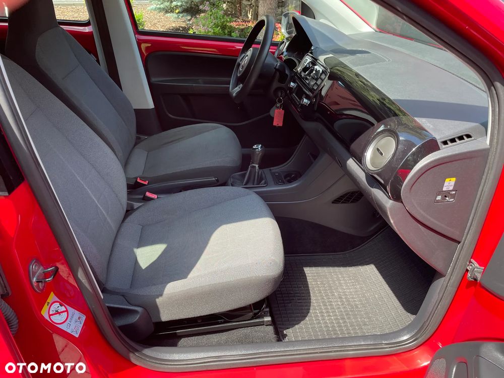 Volkswagen up! 1.0 move - 17
