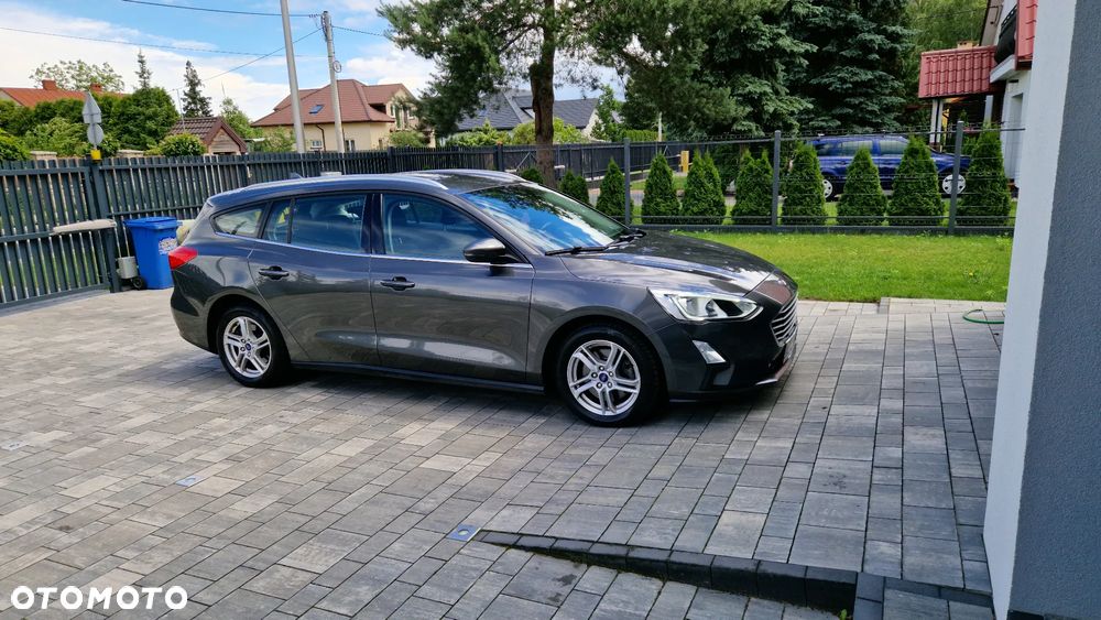 Ford Focus 1.0 EcoBoost Titanium - 3