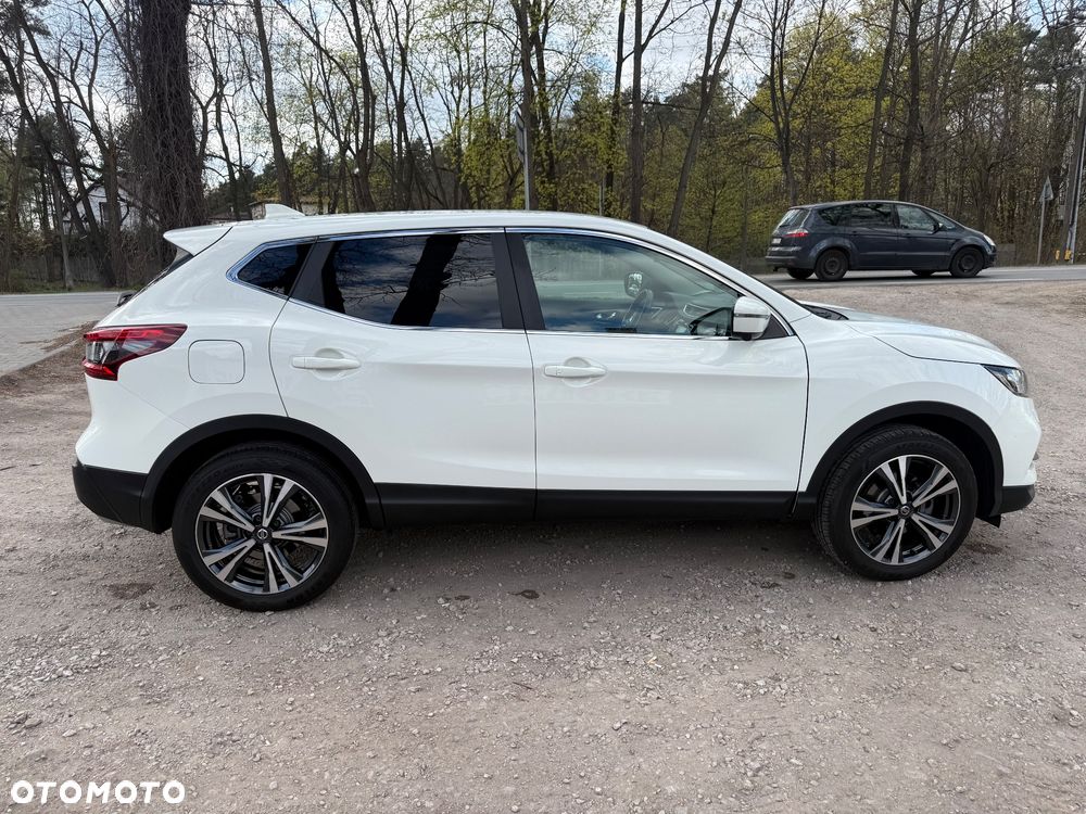 Nissan Qashqai 1.2 DIG-T N-Connecta EU6 - 6