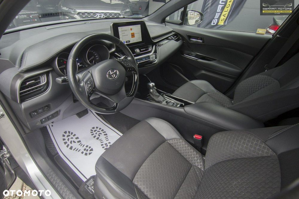 Toyota C-HR 1.8 Hybrid GPF Executive - 18