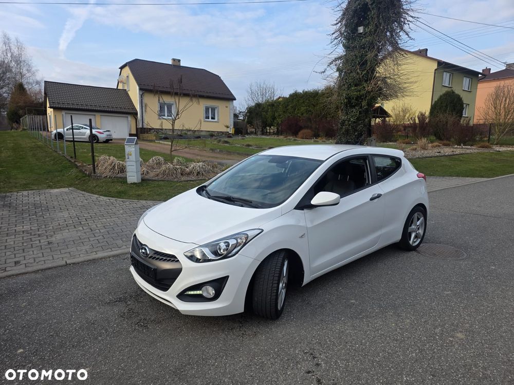 Hyundai i30 1.4 Fifa World Cup Edition - 38