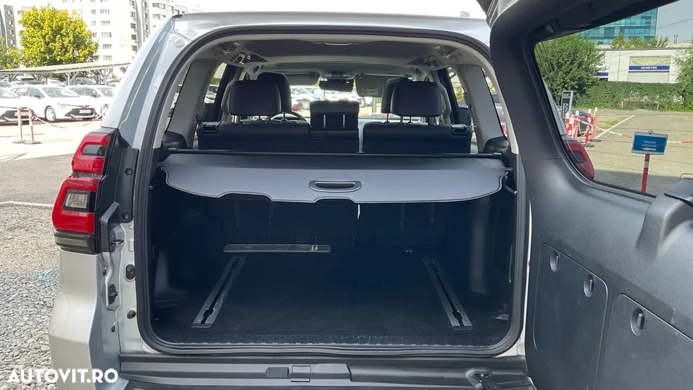 Toyota Land Cruiser 2.8l Turbo D-4D A/T AVS 5 locuri Luxury - 16