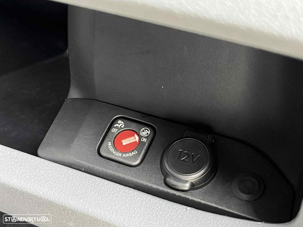 Peugeot Expert Premium Longa 2.0 BlueHDi 122cv - 27