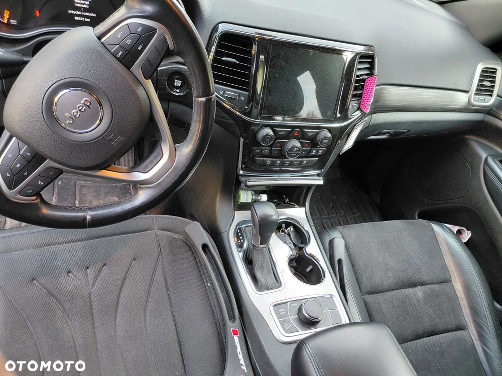 Jeep Grand Cherokee - 5