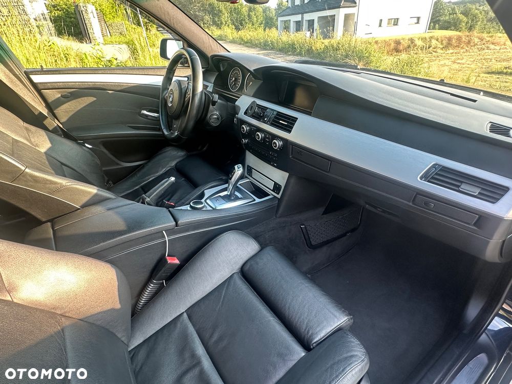 BMW Seria 5 - 16