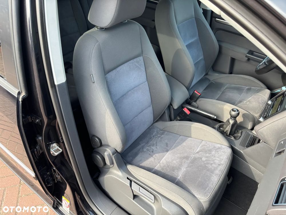 Volkswagen Touran 1.4 TSI MATCH - 15