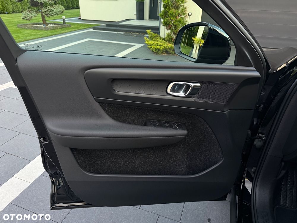 Volvo XC 40 D3 SCR Momentum - 15