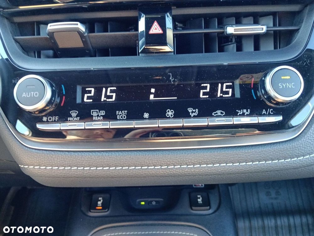 Toyota Corolla 1.8 Hybrid Style - 20