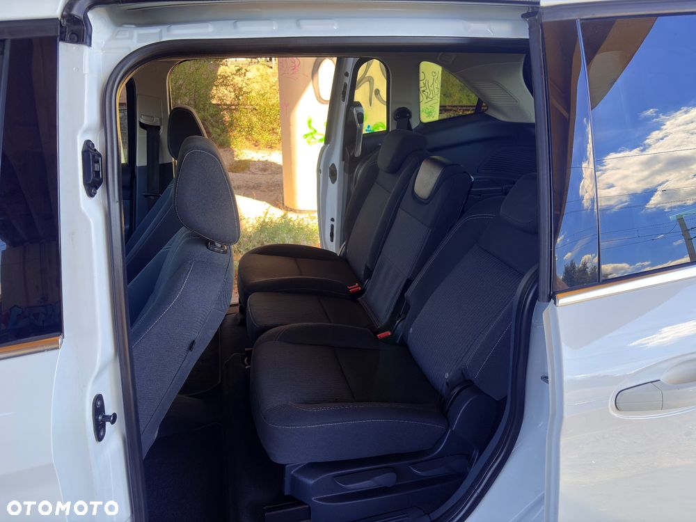 Ford C-MAX 2.0 TDCi Titanium - 7