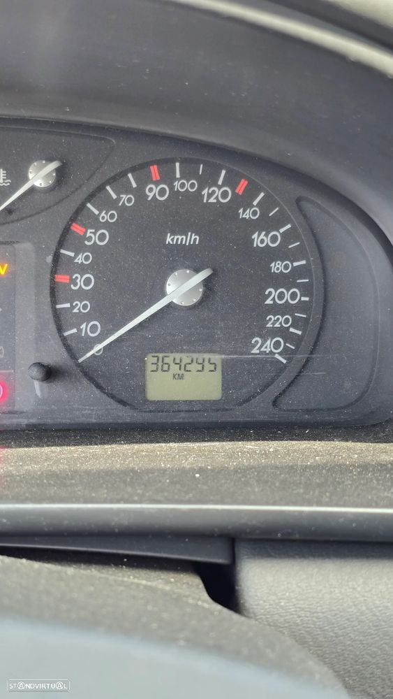 Renault Laguna Break 1.9 dCi Confort - 10