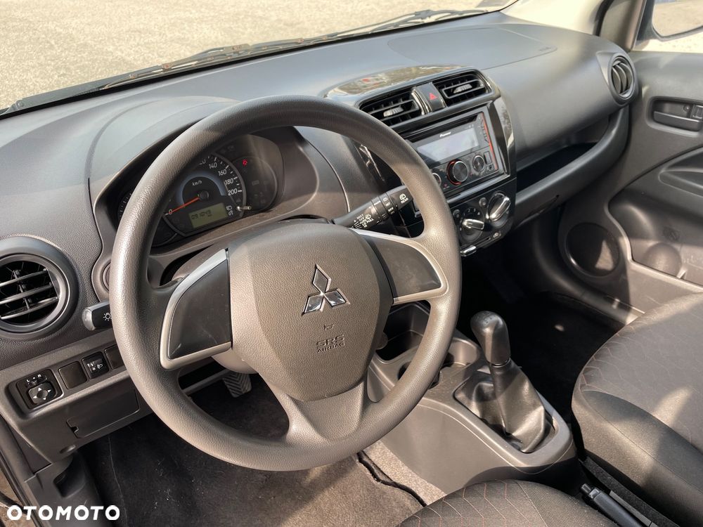 Mitsubishi Space Star - 8