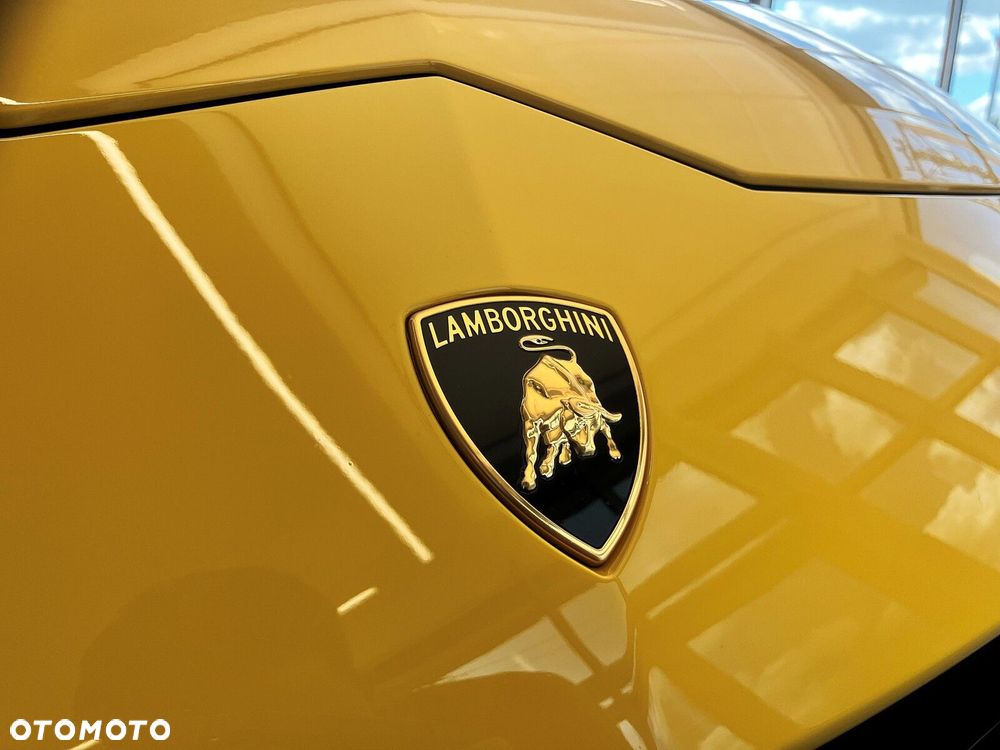 Lamborghini Urus - 27