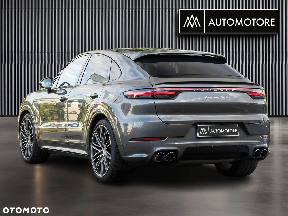 Porsche Cayenne - 8