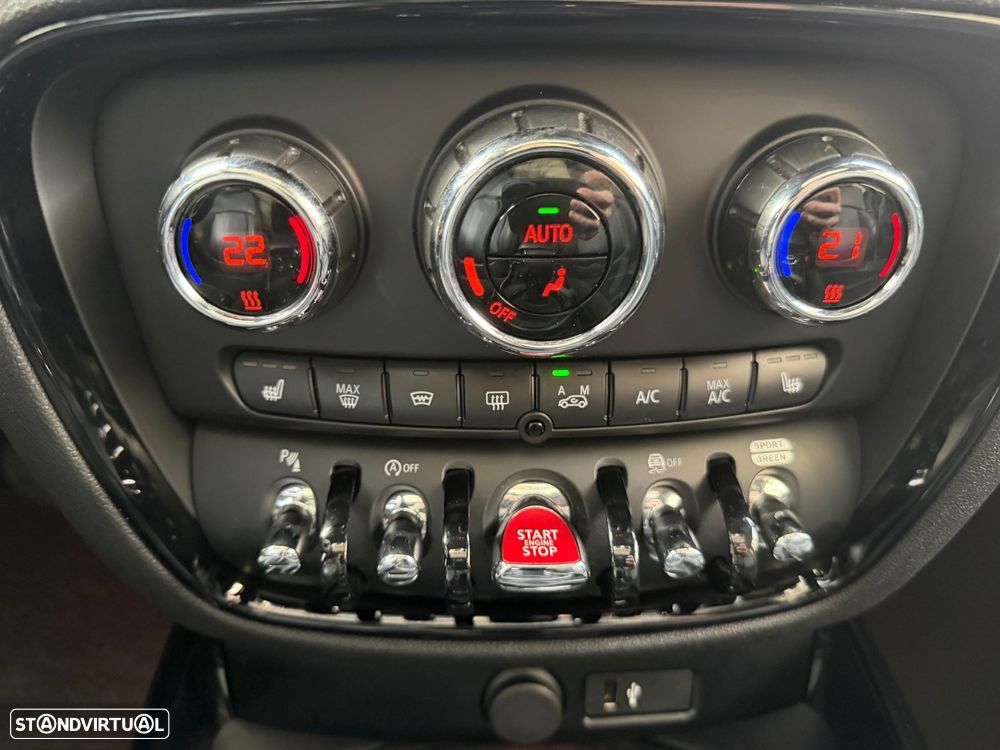 MINI Clubman Cooper Premium Plus Classic Auto - 13