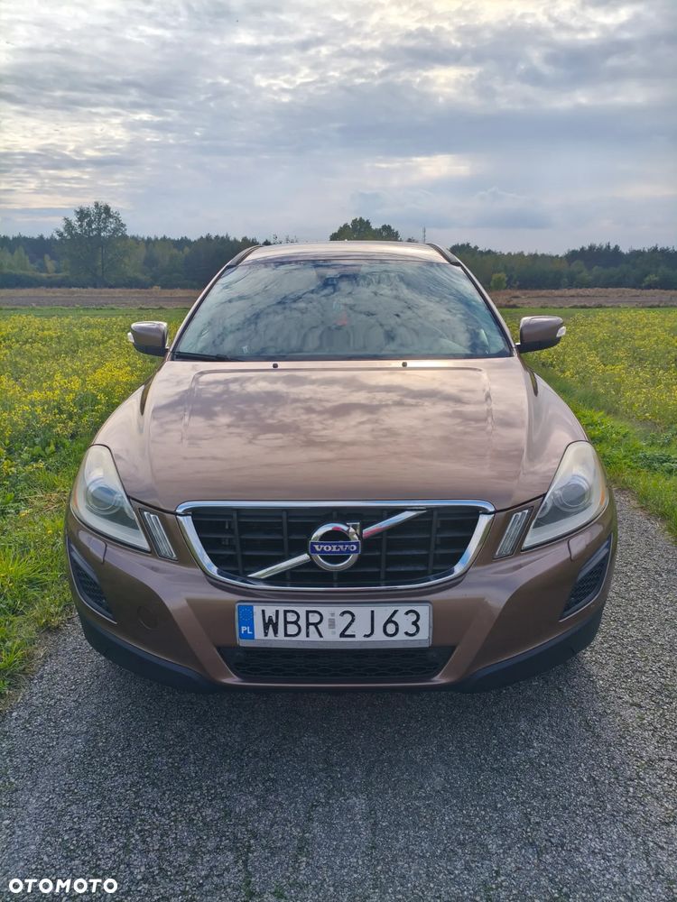 Volvo XC 60 D3 Momentum - 4