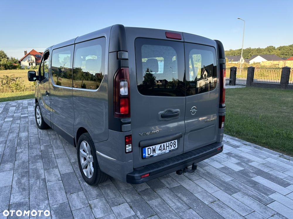 Opel Vivaro - 9