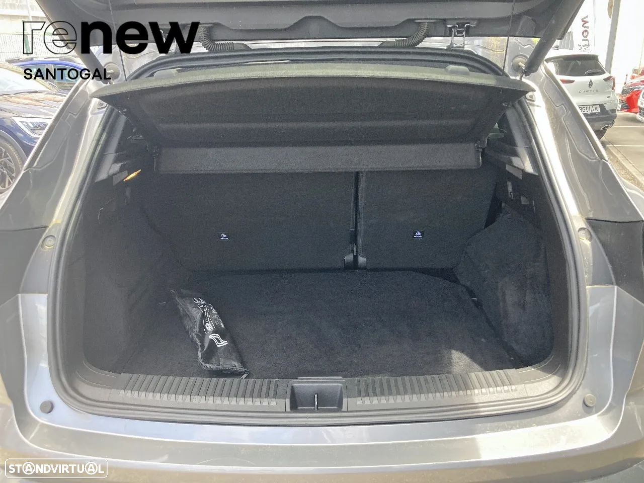 Renault Austral 1.2 E-Tech Techno - 9