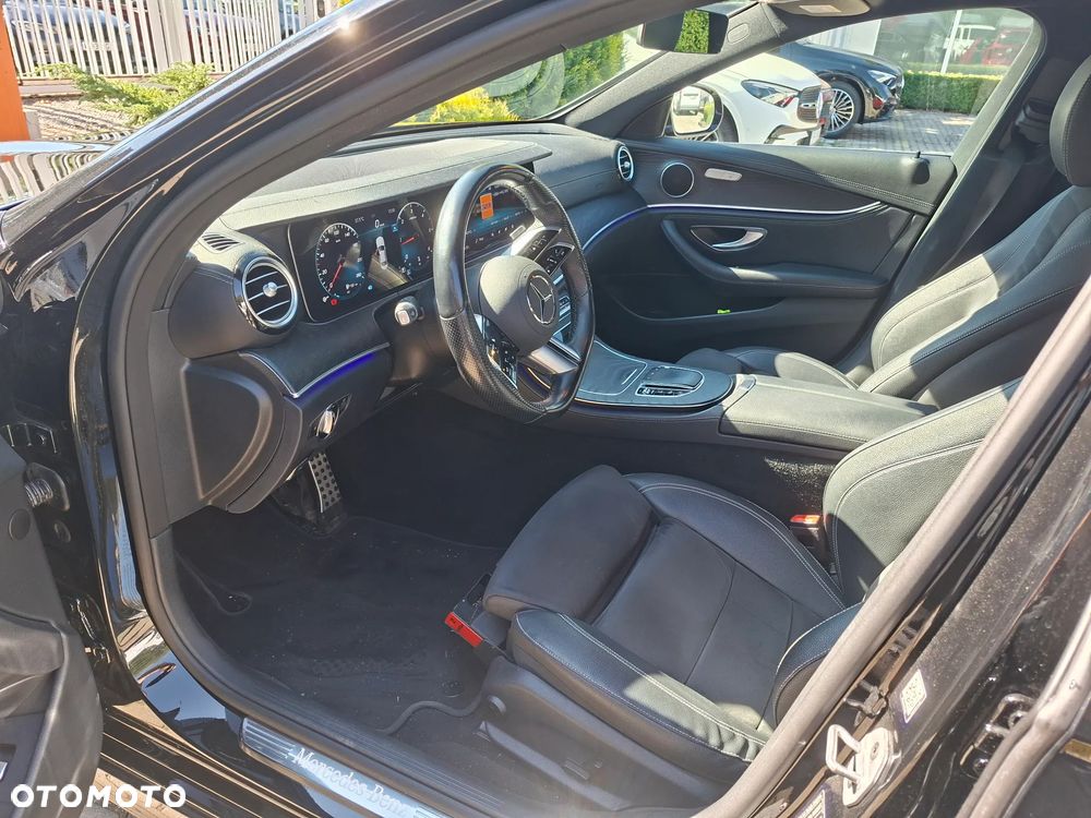 Mercedes-Benz Klasa E 220 d 4-Matic AMG - 5