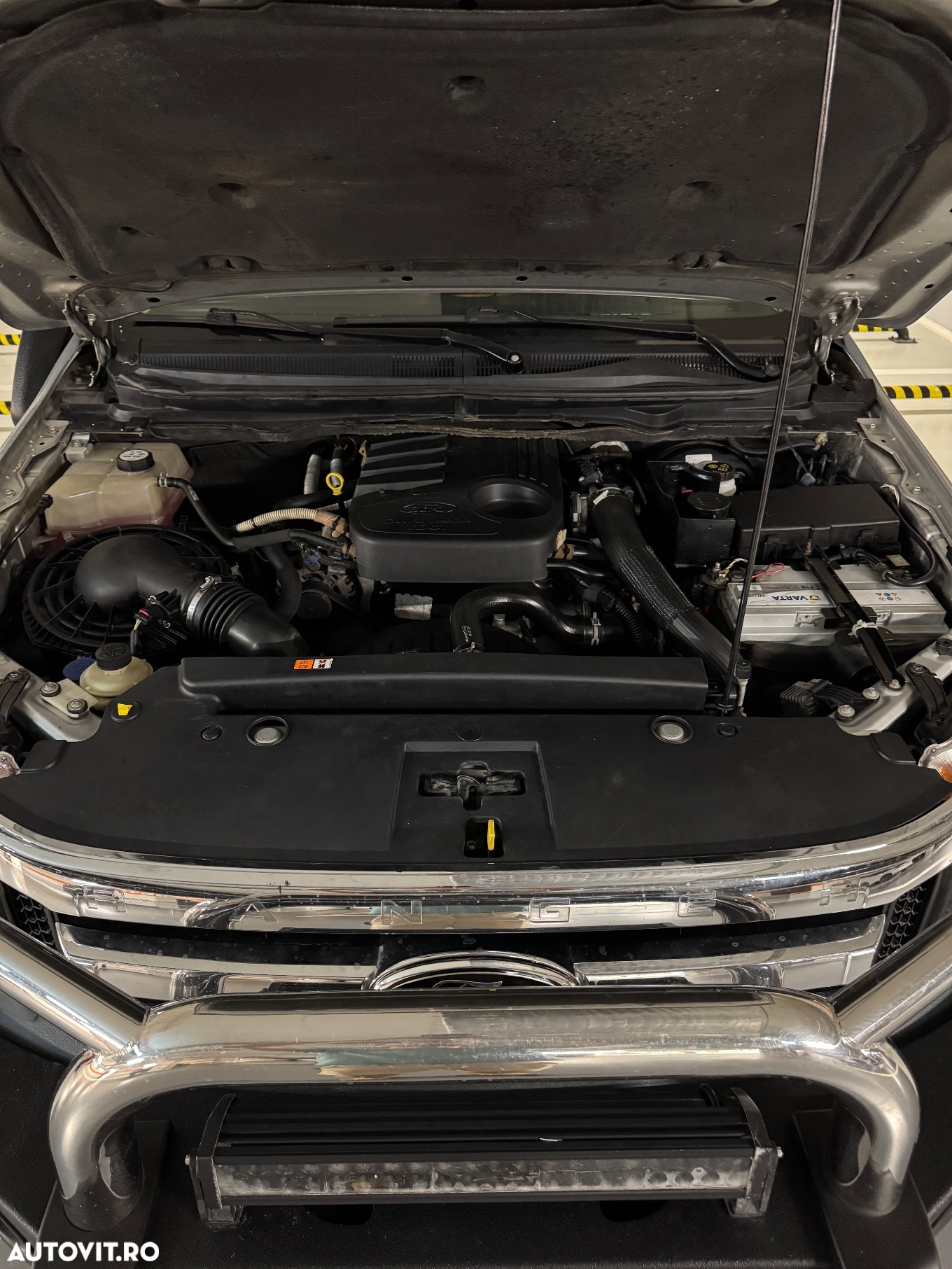 Ford Ranger Pick-Up 4x4 Cabina Dubla XLT - 14