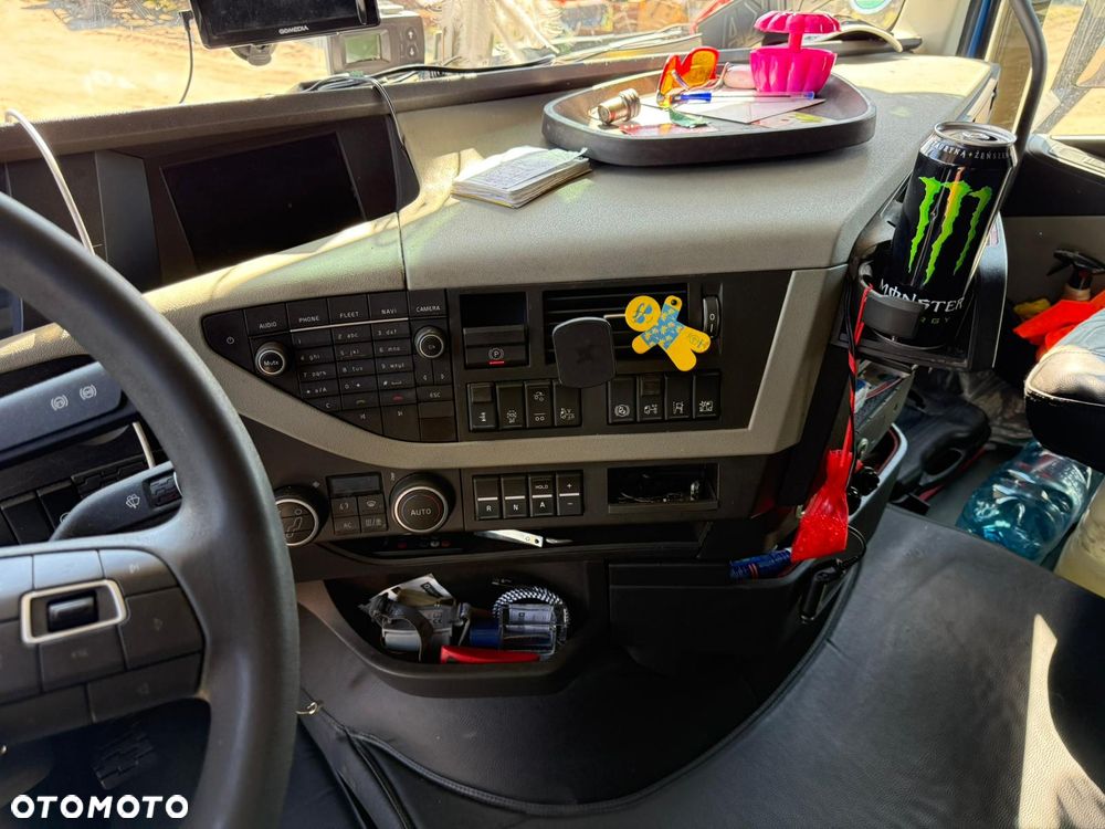 Volvo FH 6x2, PUSHER - 14